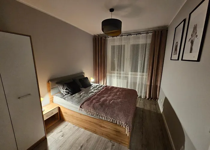 公寓 Ratuszowa 6 *